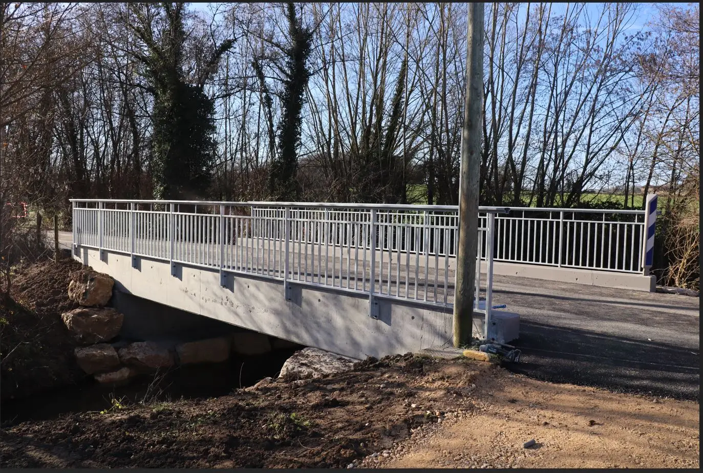 Le pont neuf est terminé